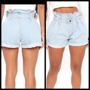 High Rise paper bag style shorts Size 13